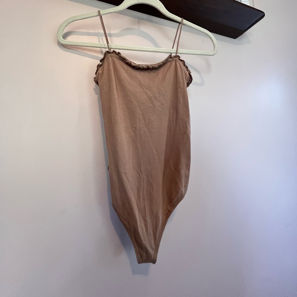 Abercrombie Tan Bodysuit - Picture 3 of 5